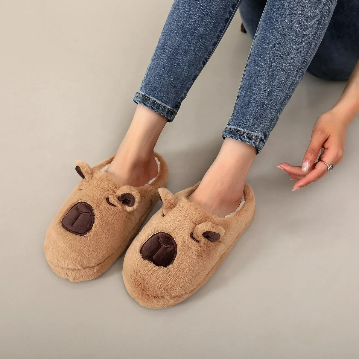 Coco Capybara™ - Plush Slippers