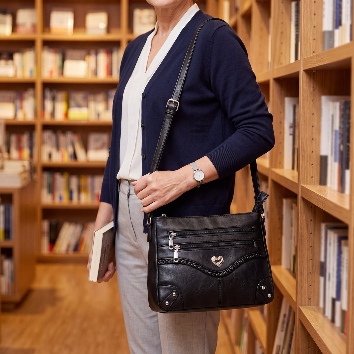 📢📢50% OFF !! ⏰Women's Soft PU Leather Multi-Pocket Crossbody Bag